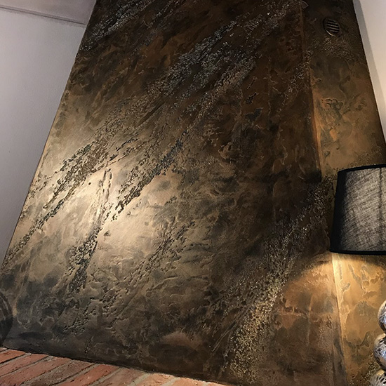 cappe-decorate-con-effetto-bronzo-pietra-spaccata-1